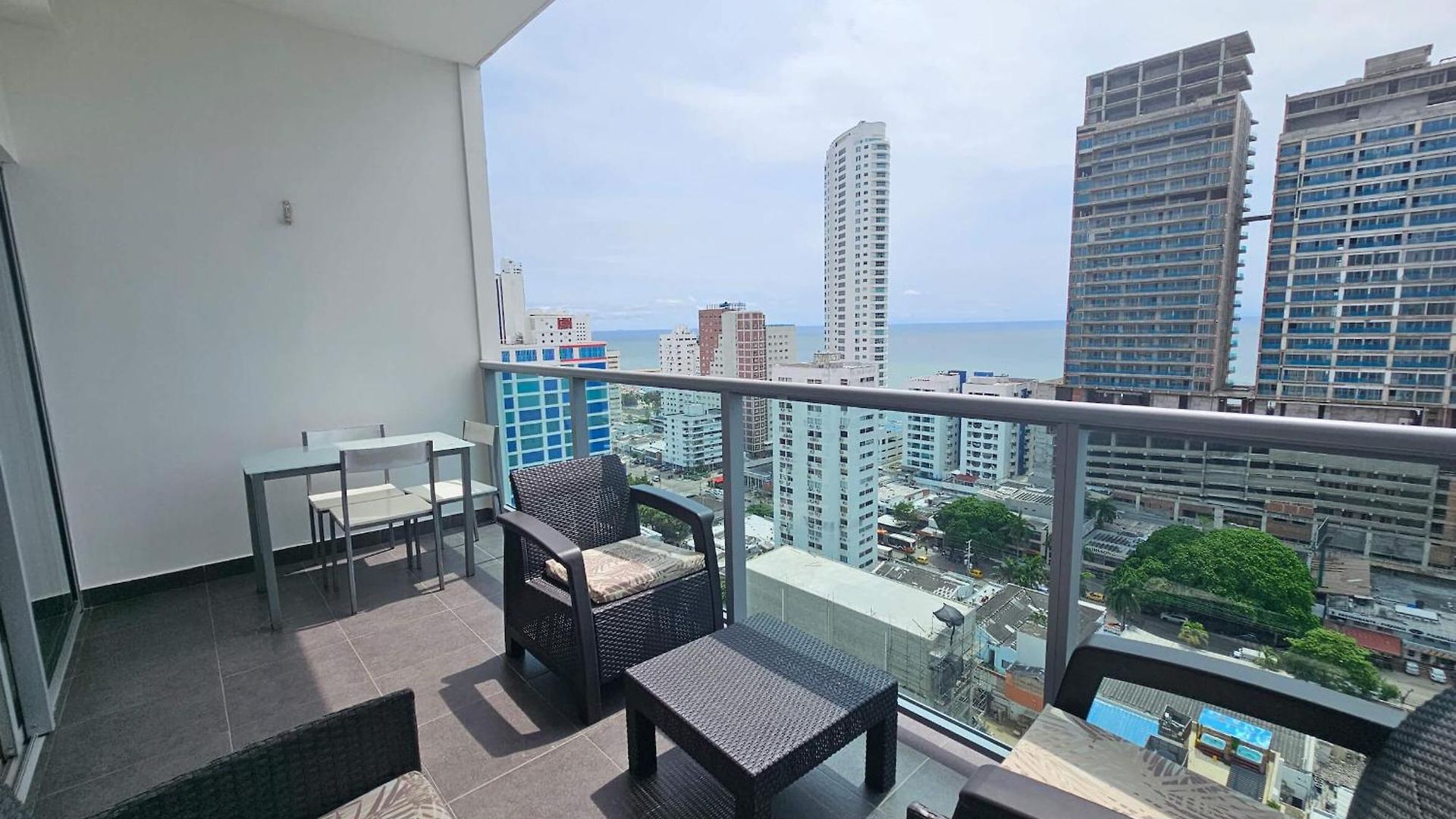 Great In Bocagrande With Sunset & View *
